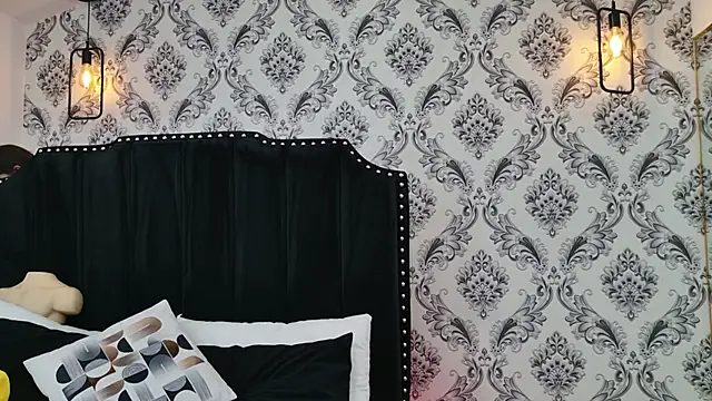 LexaDeRusso online show from 10.09.25