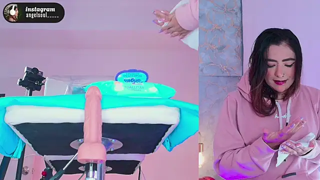 Angelst   online show from 11.22.25