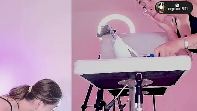 Angelst   online show from 03.06.26