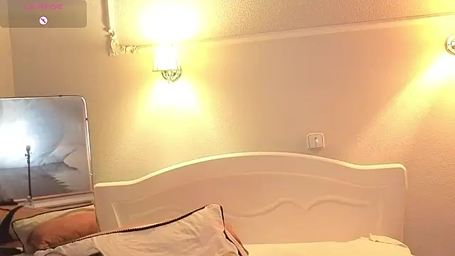 MonicaMelano online show from 01.19.26