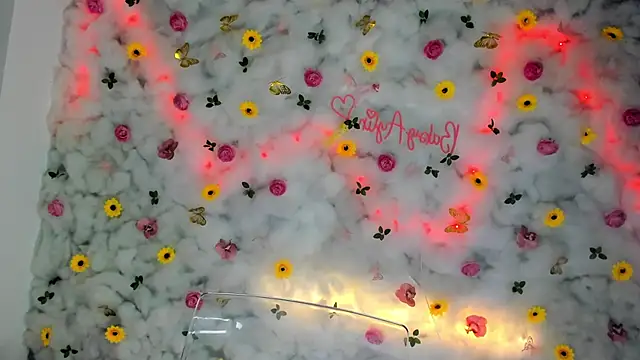 Snapshot of BabyAylin chatting on 02.23.25 BabyAylin online show from 02.23.25