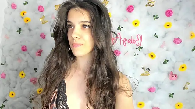 Snapshot of BabyAylin chatting on 02.28.25 BabyAylin online show from 02.28.25