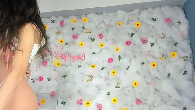 Snapshot of BabyAylin chatting on 03.19.25 BabyAylin online show from 03.19.25