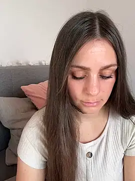 Loella-Rose online show from 01.26.25