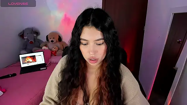 Snapshot of youpinkgirl_ chatting on 01.12.25 youpinkgirl online show from 01.12.25