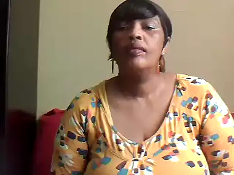 Snapshot of SexxyBoob chatting on 11.29.25 SexxyBoob online show from 11.29.25