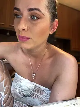 Hotmomcheckk  online show from 01.03.25