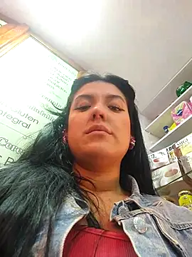 Sophie-hatter online show from 02.26.25