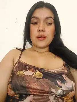 Sophie-hatter online show from 03.05.25