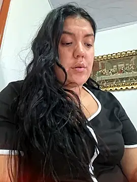 Sophie-hatter online show from 12.19.25