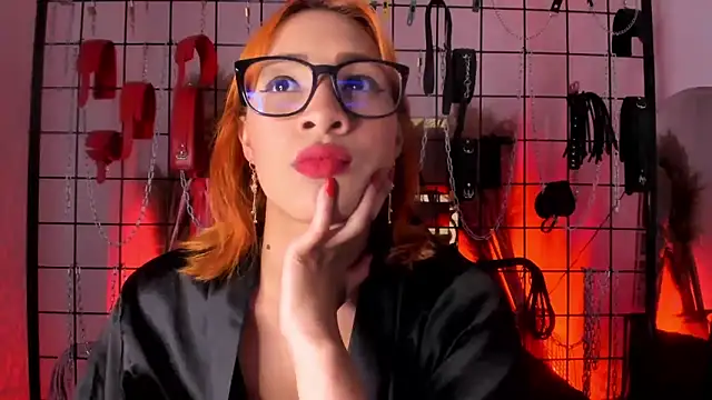 Snapshot of charrlotte_quinn chatting on 02.15.25 charrlotte quinn online show from 02.15.25