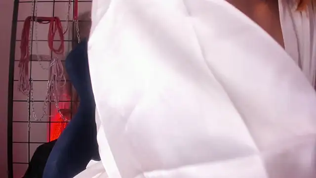 Snapshot of charrlotte_quinn chatting on 02.19.25 charrlotte quinn online show from 02.19.25