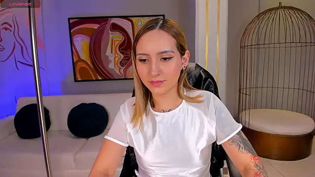 MollySundersX online show from 06.16.26