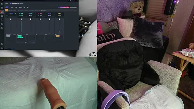 Snapshot of IndiaBlaze chatting on 09.11.25 IndiaBlaze online show from 09.11.25