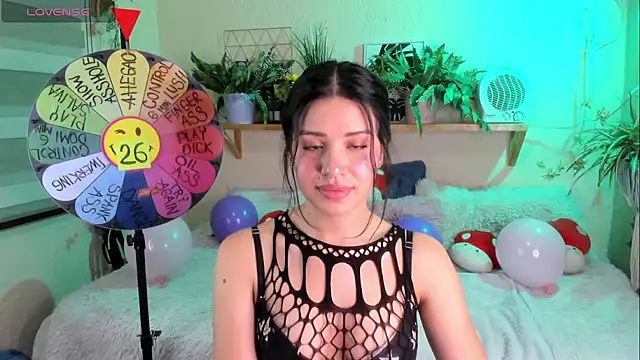 Snapshot of MiaaRose chatting on 12.02.25 MiaaRose online show from 12.02.25