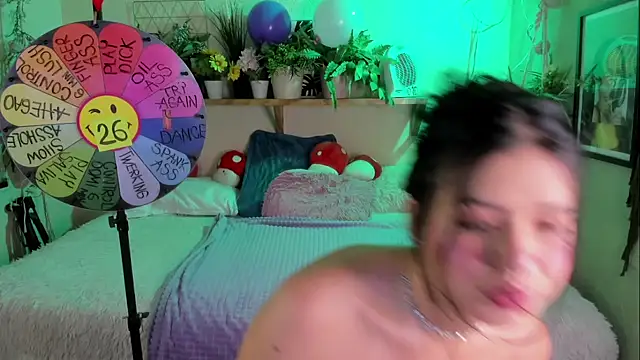 Snapshot of MiaaRose chatting on 12.05.25 MiaaRose online show from 12.05.25