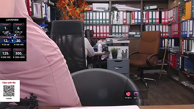 classyladyrellax online show from 12.17.24