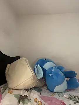 Snapshot of Raquel_jones chatting on 12.19.25 Raquel jones online show from 12.19.25