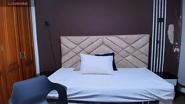 Snapshot of Raquel_jones chatting on 01.17.26 Raquel jones online show from 01.17.26