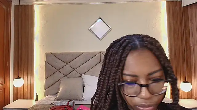 Raquel jones online show from 04.25.26