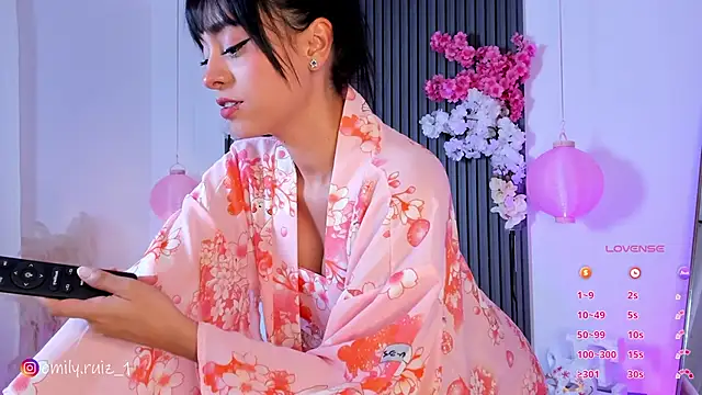 emilyruiz1 online show from 03.22.25