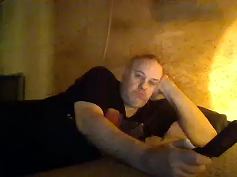 Nightshade7712 online show from 02.20.25