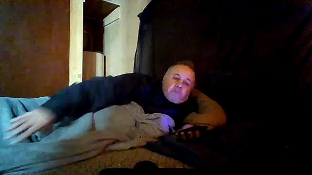 Nightshade7712 online show from 12.20.25