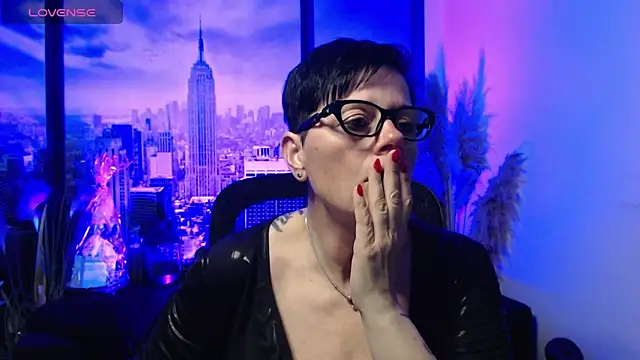 ninarandmann online show from 04.30.26