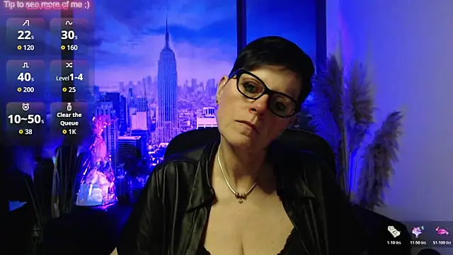 Snapshot of ninarandmann chatting on 05.06.26 ninarandmann online show from 05.06.26