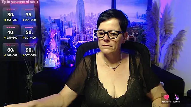 Snapshot of ninarandmann chatting on 06.30.26 ninarandmann online show from 06.30.26