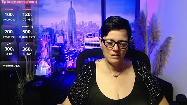 Snapshot of ninarandmann chatting on 07.04.26 ninarandmann online show from 07.04.26