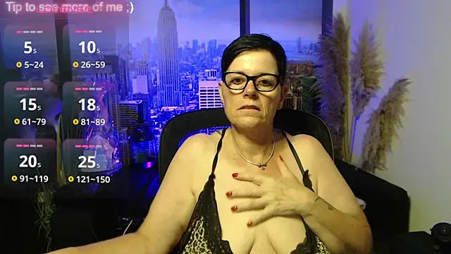 Snapshot of ninarandmann chatting on 07.16.26 ninarandmann online show from 07.16.26
