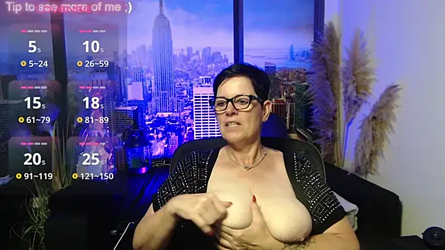 Snapshot of ninarandmann chatting on 07.29.26 ninarandmann online show from 07.29.26