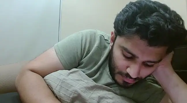 Snapshot of robintoit chatting on 12.05.24 robintoit online show from 12.05.24