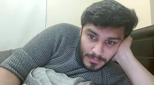 Snapshot of robintoit chatting on 12.09.24 robintoit online show from 12.09.24