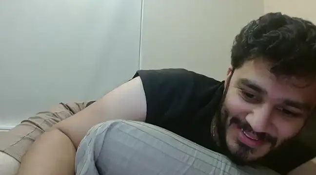 Snapshot of robintoit chatting on 12.11.24 robintoit online show from 12.11.24