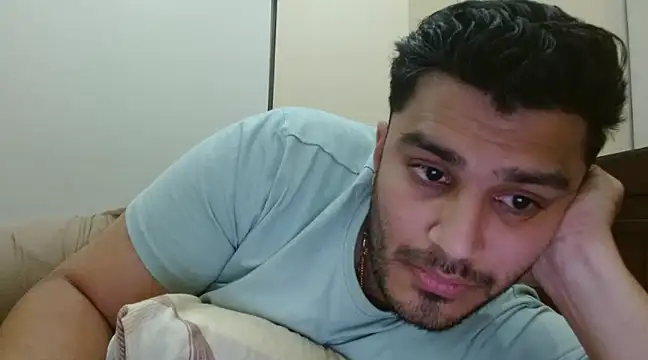 Snapshot of robintoit chatting on 03.14.25 robintoit online show from 03.14.25