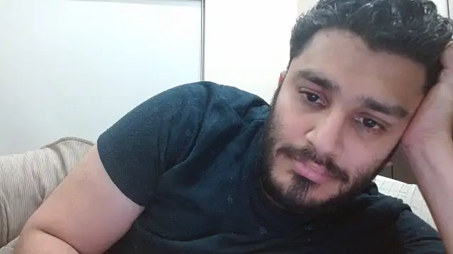 Snapshot of robintoit chatting on 11.12.25 robintoit online show from 11.12.25