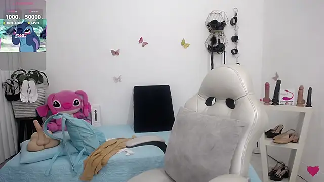 mom hot   online show from 06.10.26