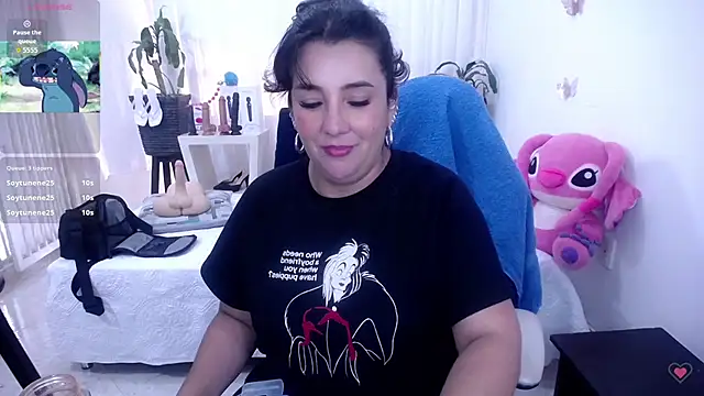 mom hot   online show from 07.05.26