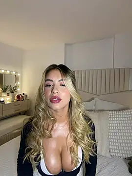  laura 02 online show from 05.02.26