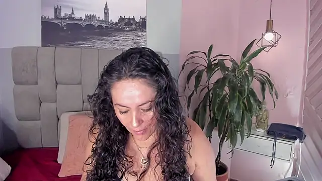 hanny milf online show from 08.02.26