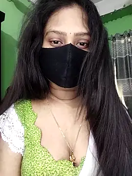 Idhika Paul online show from 04.27.26