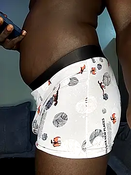 MaskedGQ online show from 02.15.26