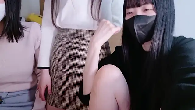 Snapshot of irohani_usagi chatting on 01.06.26 irohani usagi online show from 01.06.26