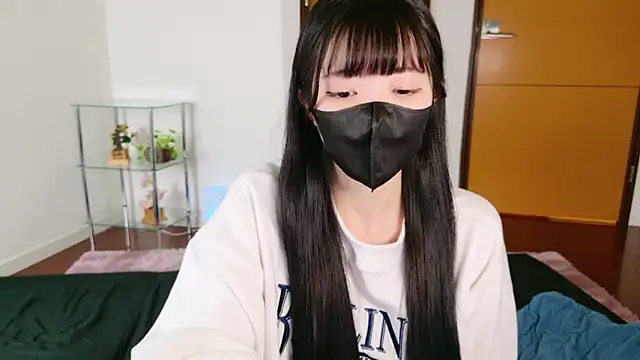 Snapshot of irohani_usagi chatting on 03.08.26 irohani usagi online show from 03.08.26