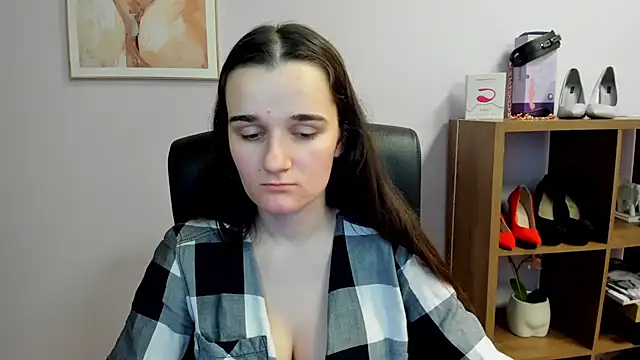 Snapshot of KateDelight chatting on 03.08.26 KateDelight online show from 03.08.26