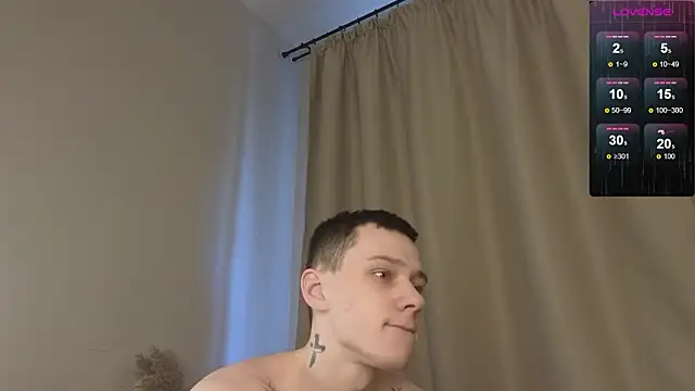 Snapshot of R1mmo__ chatting on 02.15.26 R1mmo online show from 02.15.26