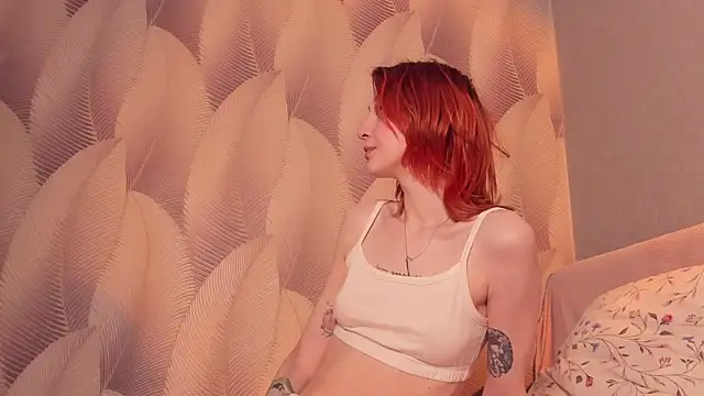 Snapshot of CrystalRey chatting on 02.24.25 CrystalRey online show from 02.24.25