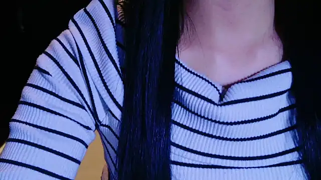 Snapshot of sayaka_xo chatting on 01.28.25 sayaka xo online show from 01.28.25